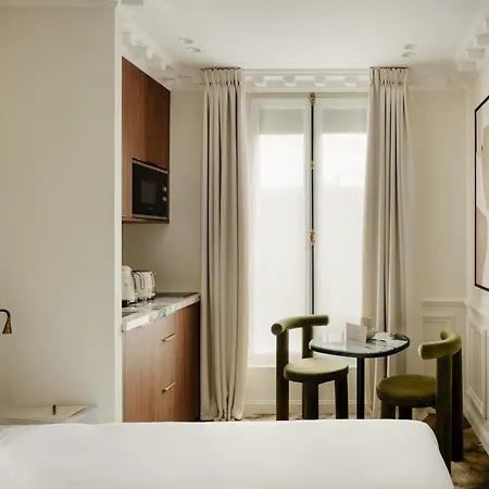 Léon Hotel Parigi